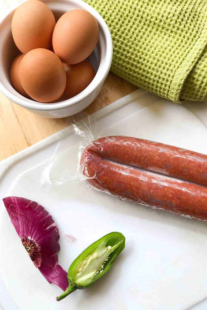 chorizo-and-eggs-ingredients-2